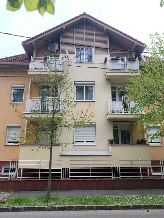 Konig Apartman Iii. Hévíz Екстериор снимка